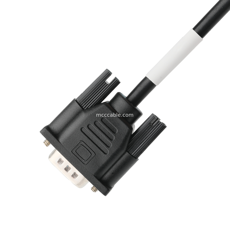 D-SUB-9Pin mannelijke SOLDER TYPE witte rubberen kern nikkel beklede shell naar D-SUB-9Pin Vrouwelijke connector OEM/ODM