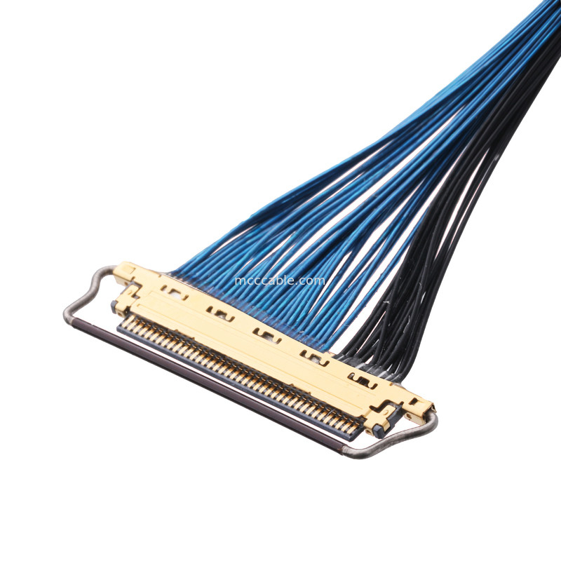 20633-250T-01S 50P 0,4 mm pitch Horizontaal paringstype Micro-coaxiale connector met mechanisch slot