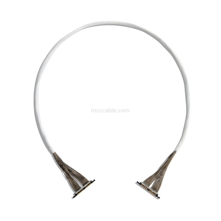0.3mm Micro Coaxial Cable DF56 26P 0.3SD Voor Drone Camera connector en mechanische aansluiting