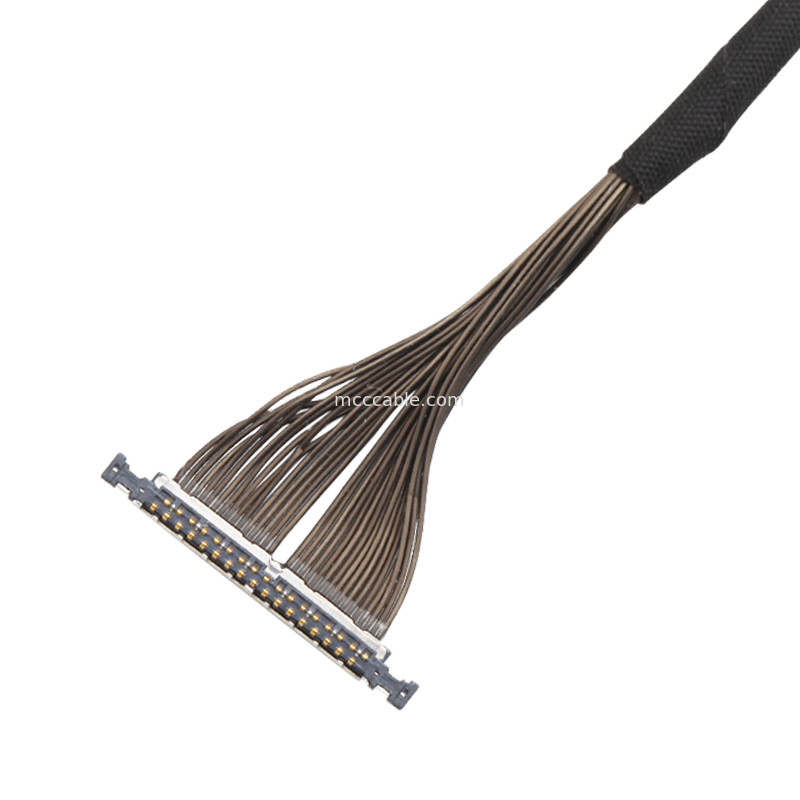 32 Pin Micro Coaxial Cable 0.3mm Pitch 20496-032T-40 Lvds Cable voor drone 32P connector
